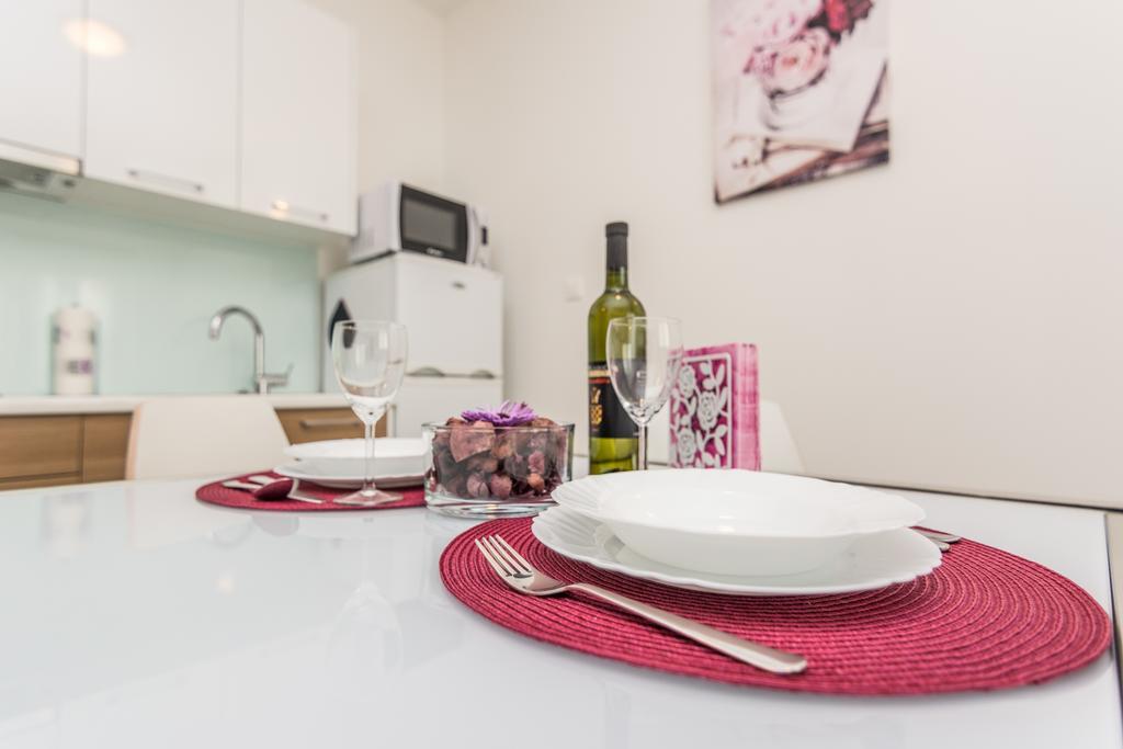 Melita Center Apartment Zadar Bagian luar foto
