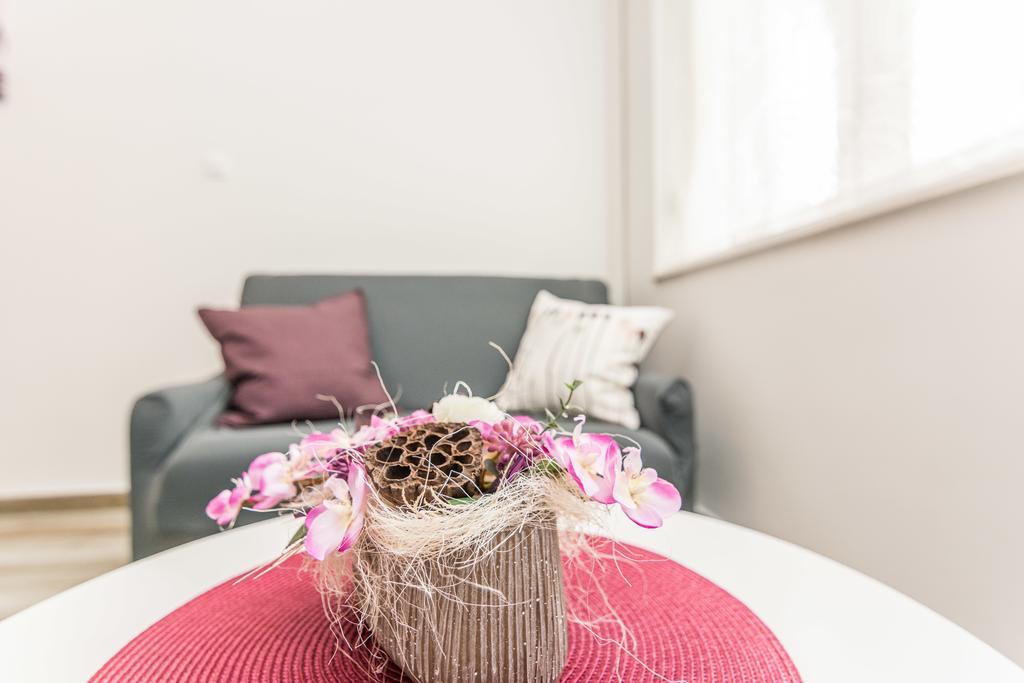 Melita Center Apartment Zadar Bagian luar foto