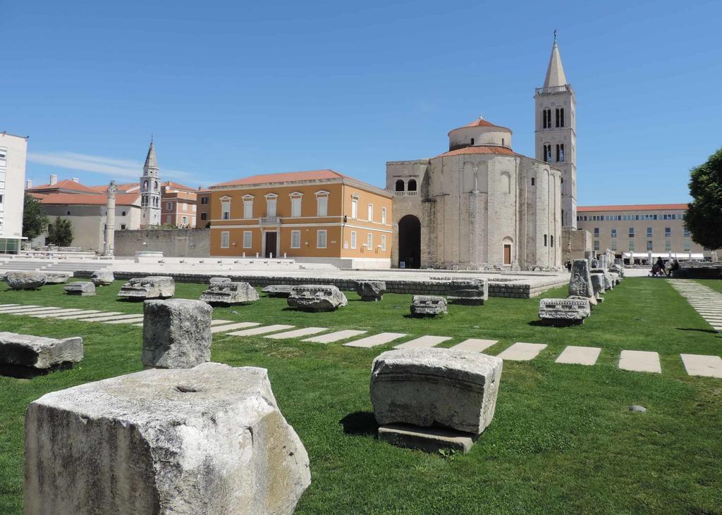 Melita Center Apartment Zadar Bagian luar foto