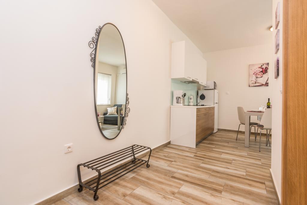 Melita Center Apartment Zadar Bagian luar foto